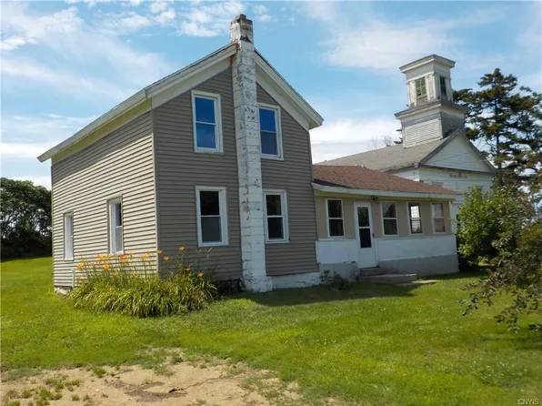 9 County Route 7, Hannibal, NY 13074