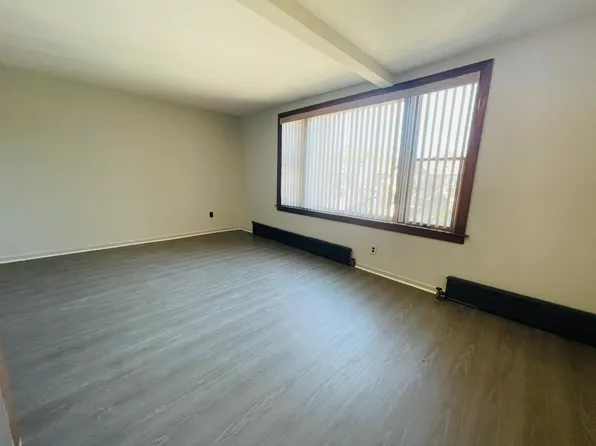 (undisclosed Address), Maspeth, NY 11378