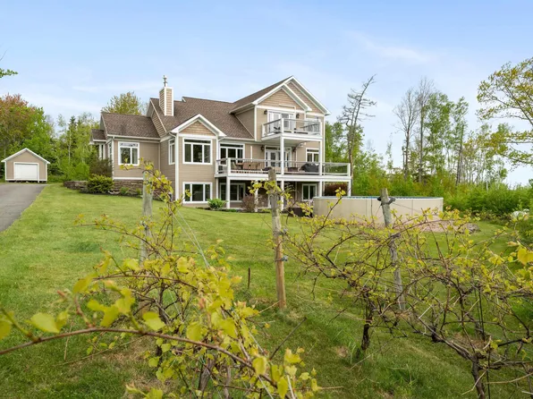 14120 Highway 6, Wallace, NS B0K 1Y0