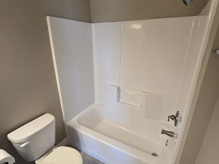 9145 Southdown Ln — Photo 23