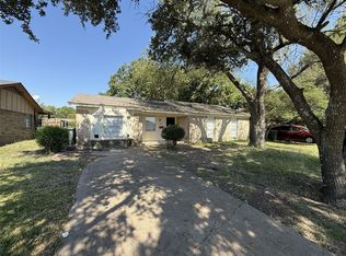 1453 Shorecrest Dr, Garland, TX 75040