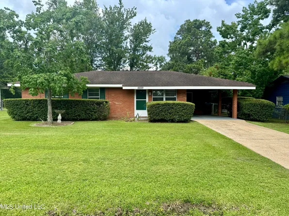 12371 Dedeaux Rd, Gulfport, MS 39503