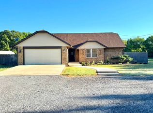 677 W Hereford Ln, McAlester, OK 74501