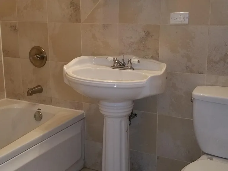 6941 S Dorchester Ave #3 — Photo 8