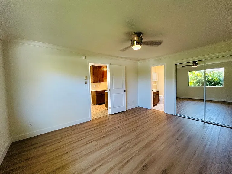 12720 Caswell Ave — Photo 12