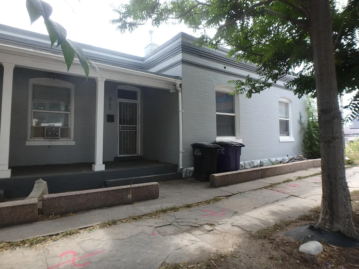 Building Photo - 3704 Walnut St