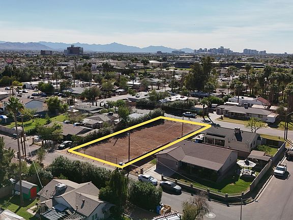 3rd image of 1915 N 31ST Street #-