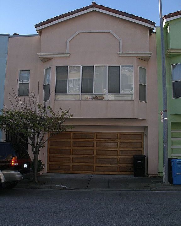 2nd image of 1333 Bacon St