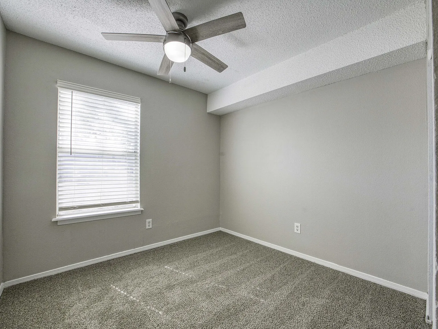 Pheasant Run Apartments — Photo 4