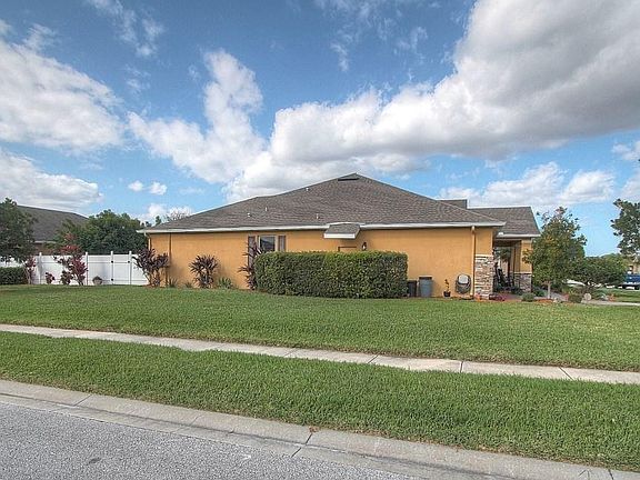 5th image of 1471 Bridgeport Cir