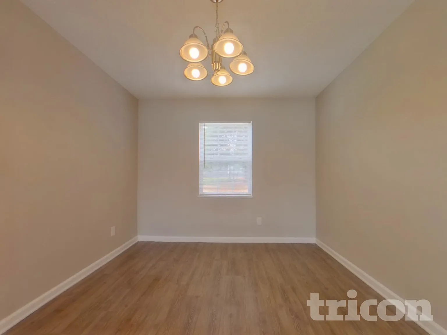 672 Thornhill Drive Columbia SC — Photo 4