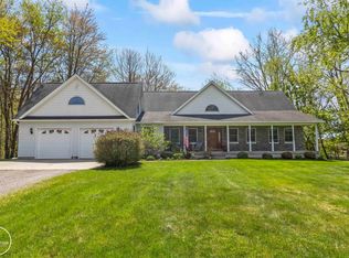 11078 Clar Eve Dr, Otisville, MI 48463