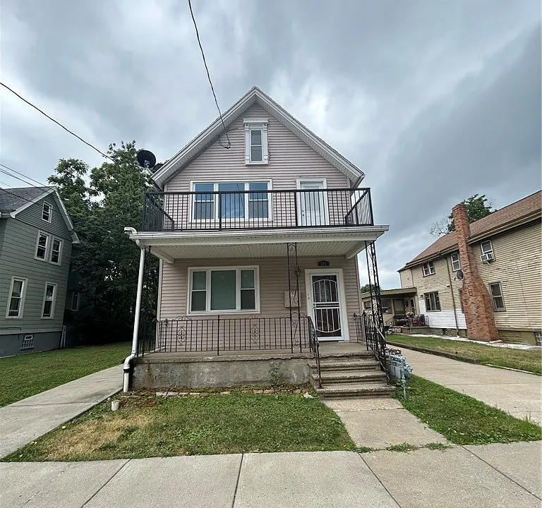 286 Normal Ave #UPPER