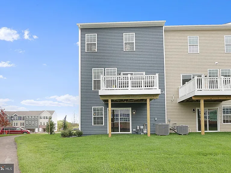 1219 Apollo Dr — Photo 4