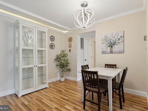 4th image of 9479 Fairfax Blvd APT 102