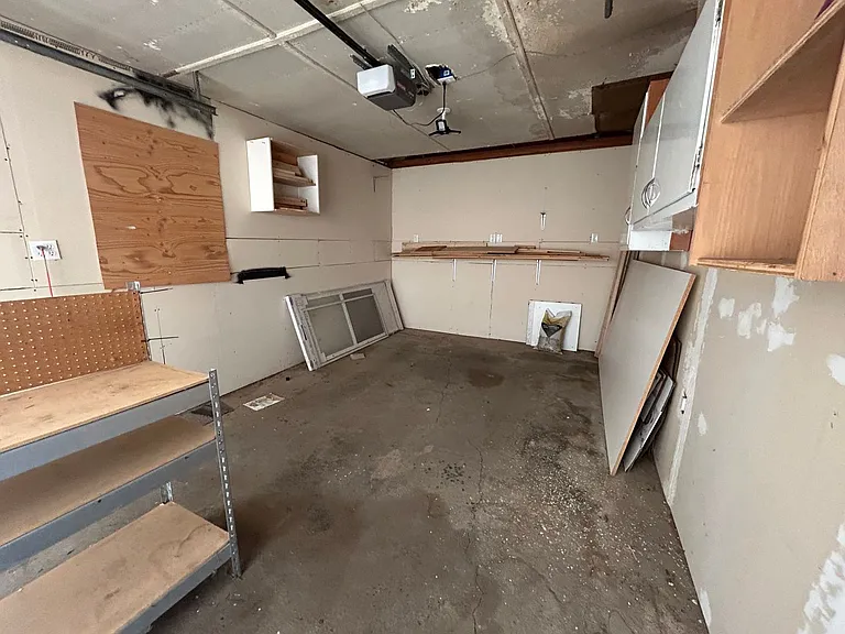 117 W Adams Ave — Photo 63