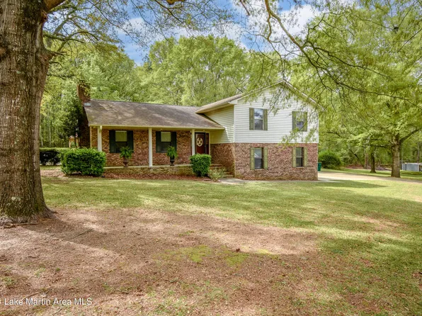 216 Orchard Dr, Tallassee, AL 36078