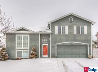 16534 Fowler Ave, Omaha, NE 68116