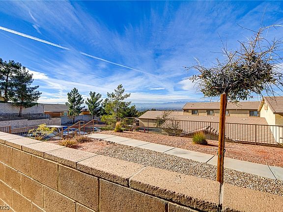 3rd image of 2050 Los Feliz St Unit 141