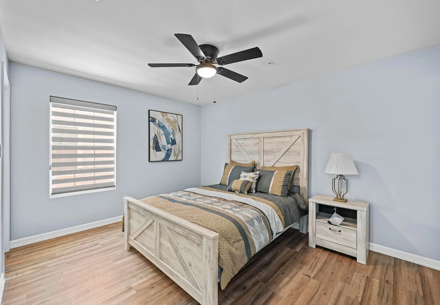 E&J Apartments - F24 — Photo 2