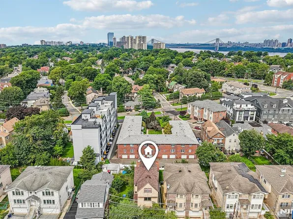 245 Warren Ave, Fort Lee, NJ 07024