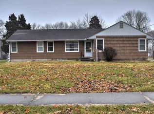 701 S 7th St, Oregon, IL 61061