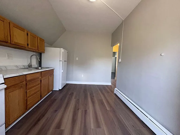 24 Shelter St #22 — Photo 8