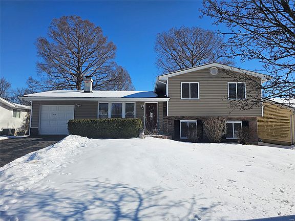 2nd image of 814 Judson Manor Dr