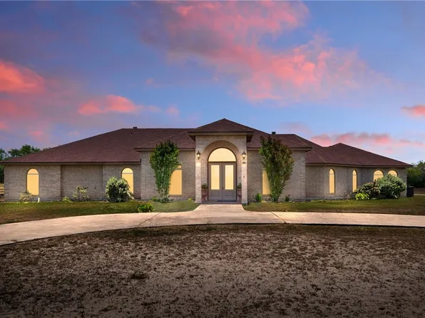 5763 Santa Isabelle Dr, Robstown, TX 78380