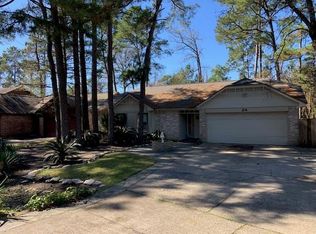 24 Fairmeade Bend Dr, Spring, TX 77381