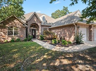 2332 Tall Tree Ln, Springdale, AR 72762