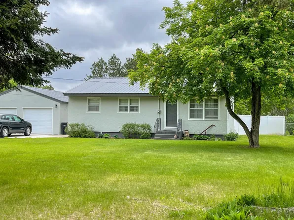 17336 Riverwood Dr, Little Falls, MN 56345