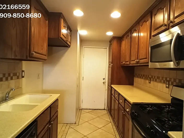 4859 Jackson St #B — Photo 1