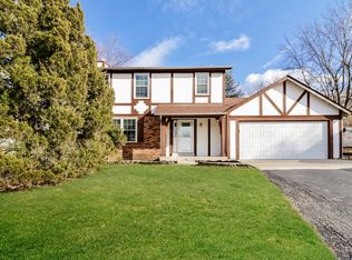 17 Hollow Tree Ct, Saint Peters, MO 63376