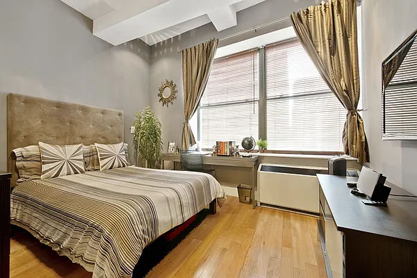 Sold by Nest Seekers International | media 3