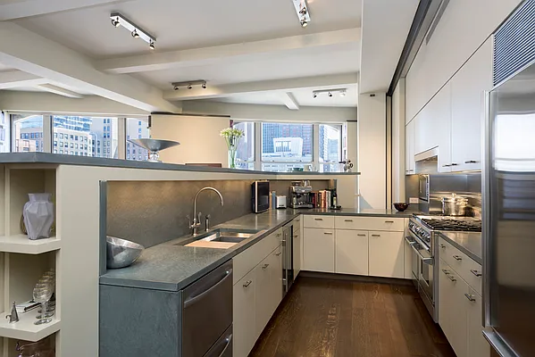 Sold by Compass | media 16