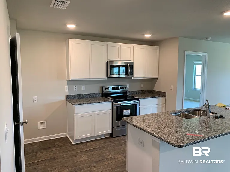 8317 Harmon St — Photo 3