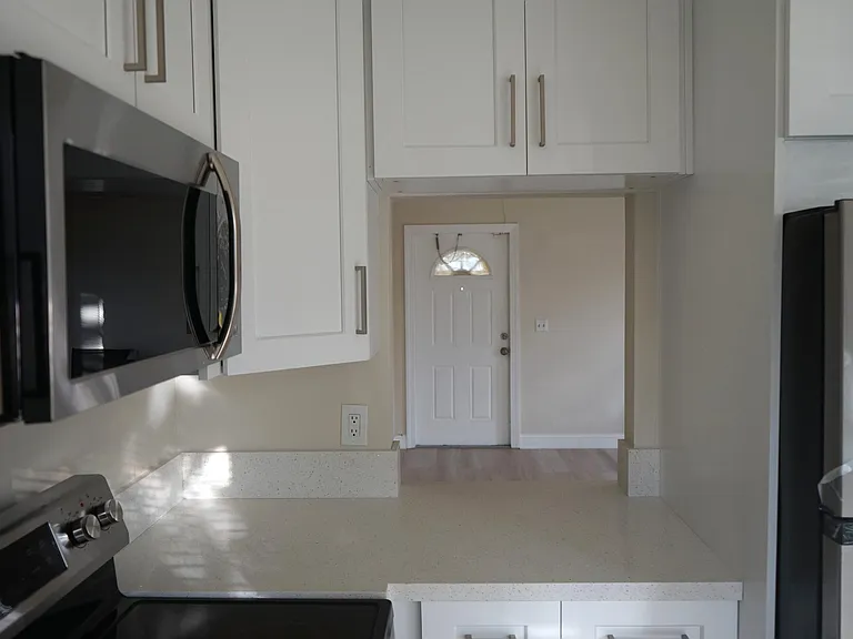1957 Liberty St #1 — Photo 4