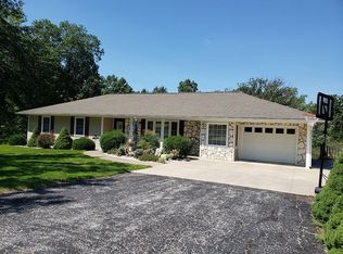 706 Maxwell St, Paris, MO 65275