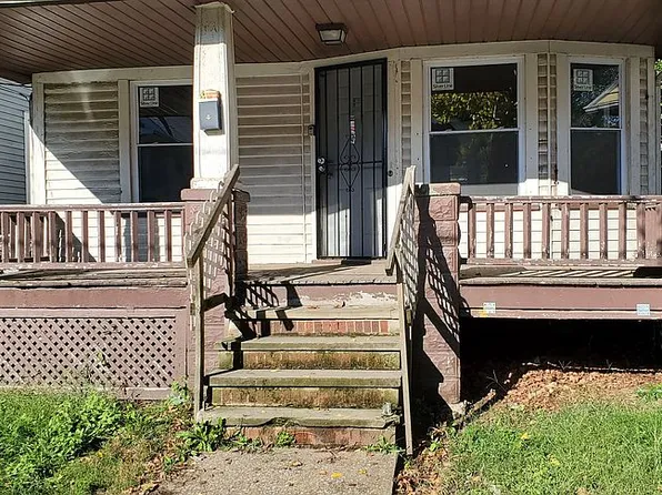 2972 E 67th St, Cleveland, OH 44127
