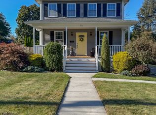 27 Baldwin St, Watertown, CT 06795