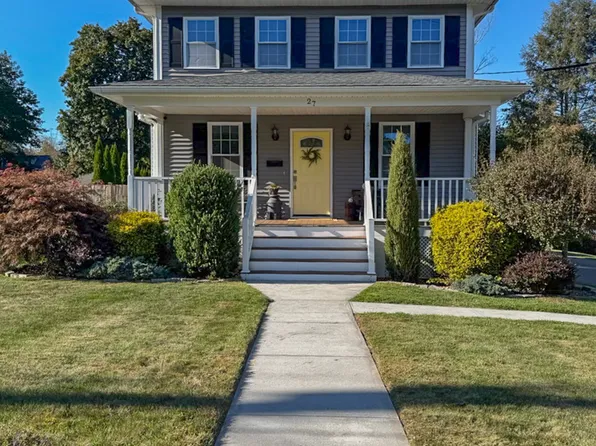 27 Baldwin Street, Watertown, CT 06795