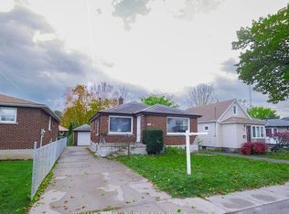 6360 Ash St, Niagara Falls, ON L2G 2H5