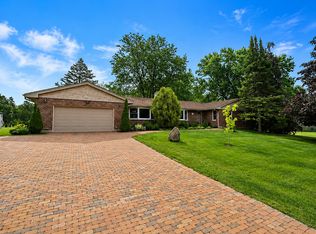 1447 Carol Ln, Deerfield, IL 60015