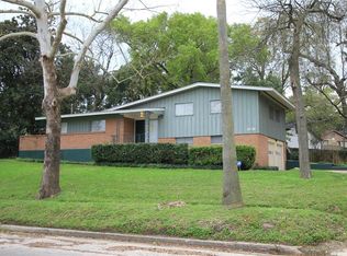 1816 N Macgregor Way, Houston, TX 77023
