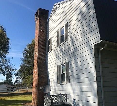 4th image of 648 Blackburn St