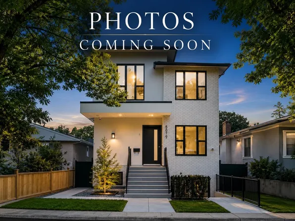 5079 Elgin St, Vancouver, BC V5W 3J7