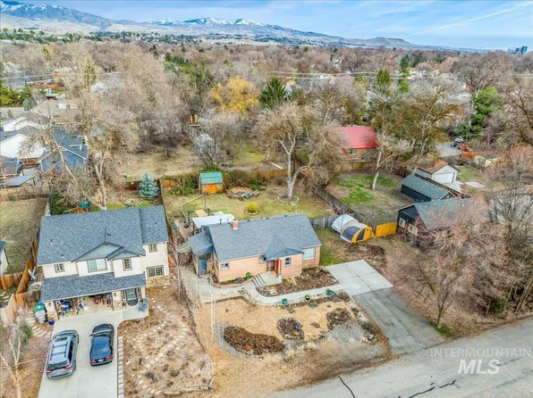 2800 N Woody Dr, Boise, ID 83703