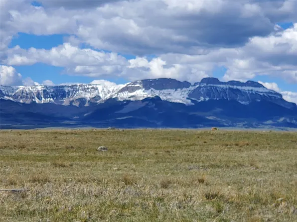 183 S Spruce Dr, Augusta, MT 59410
