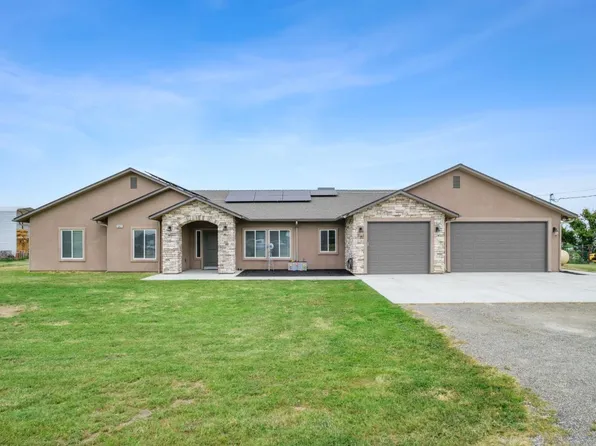 16437 Paula Rd, Madera, CA 93636